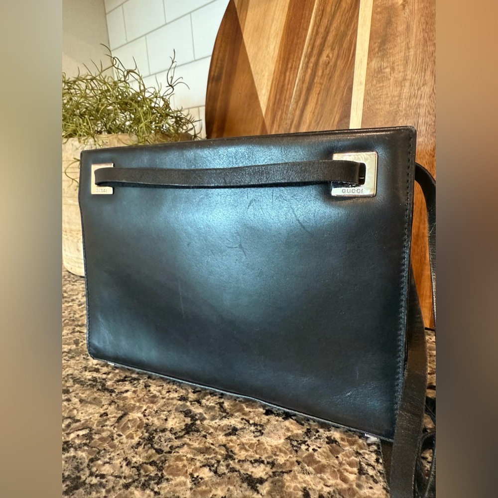 Gucci Black Leather Shouler Bag